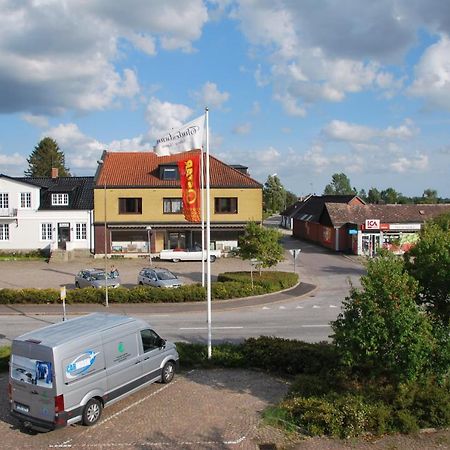 Svea Hotell, Vollsjoe Buitenkant foto