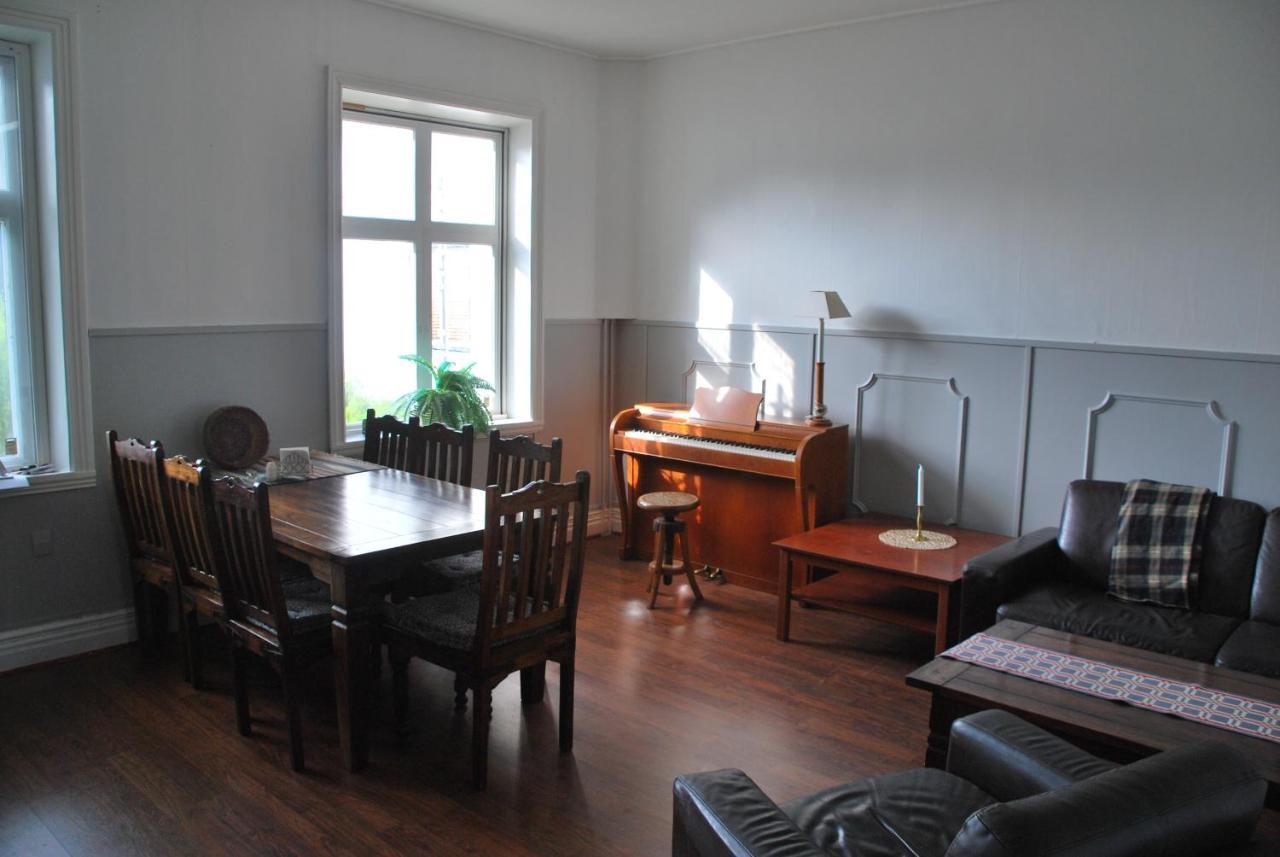 Svea Hotell, Vollsjoe Buitenkant foto